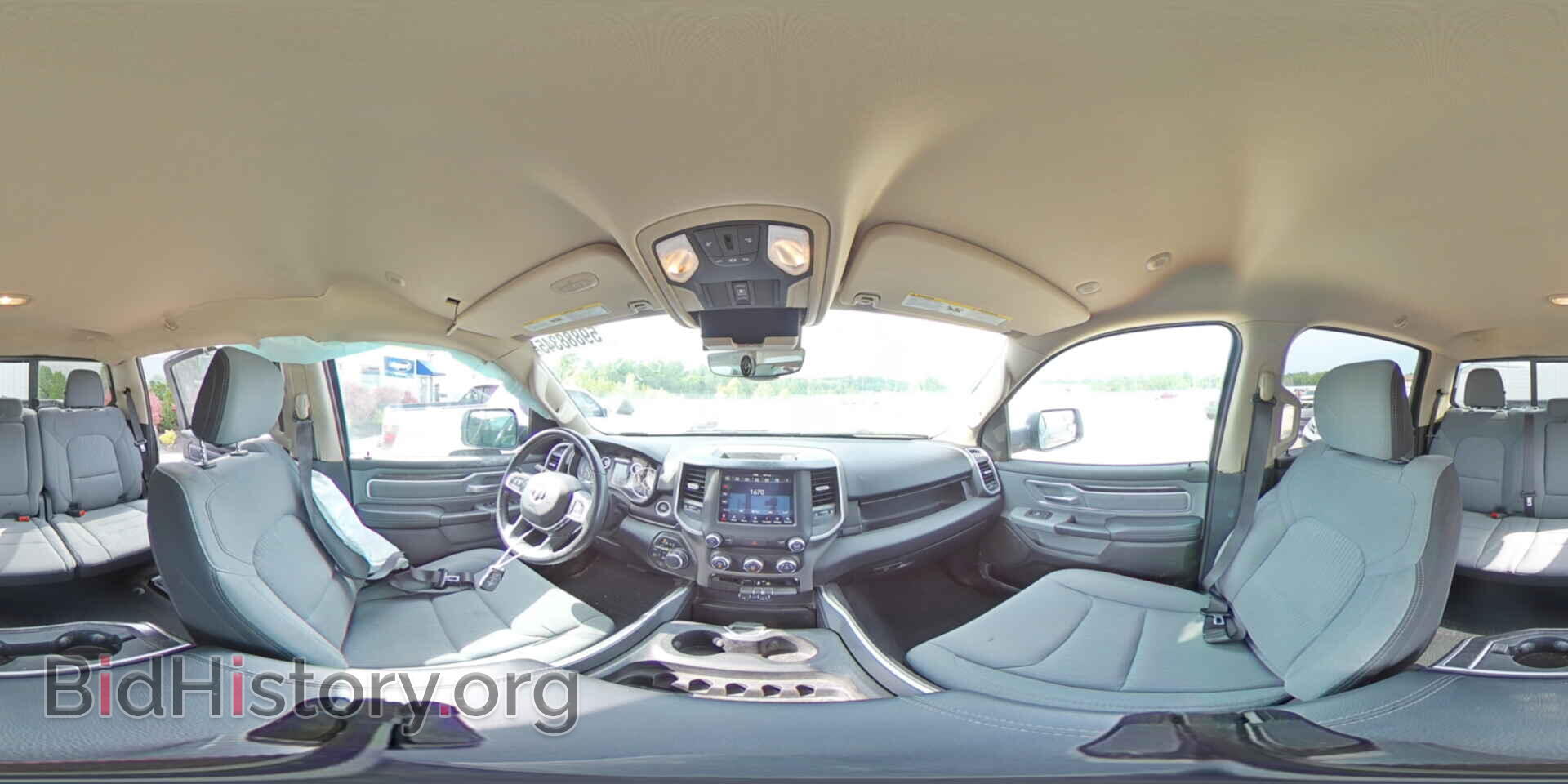 2020 RAM 1500 - VIN: 1C6SRFFTXLN370972 - Фото 14
