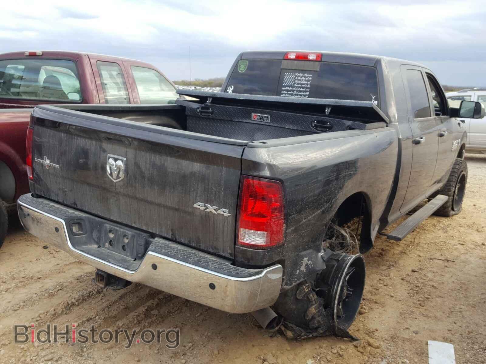2016 RAM 2500 - VIN: 3C6UR5MLXGG369681 - Photo 4