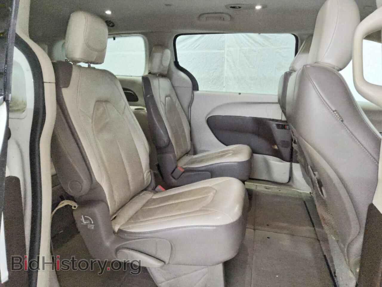 2018 CHRYSLER PACIFICA - VIN: 2C4RC1BGXJR141891 - Photo 11