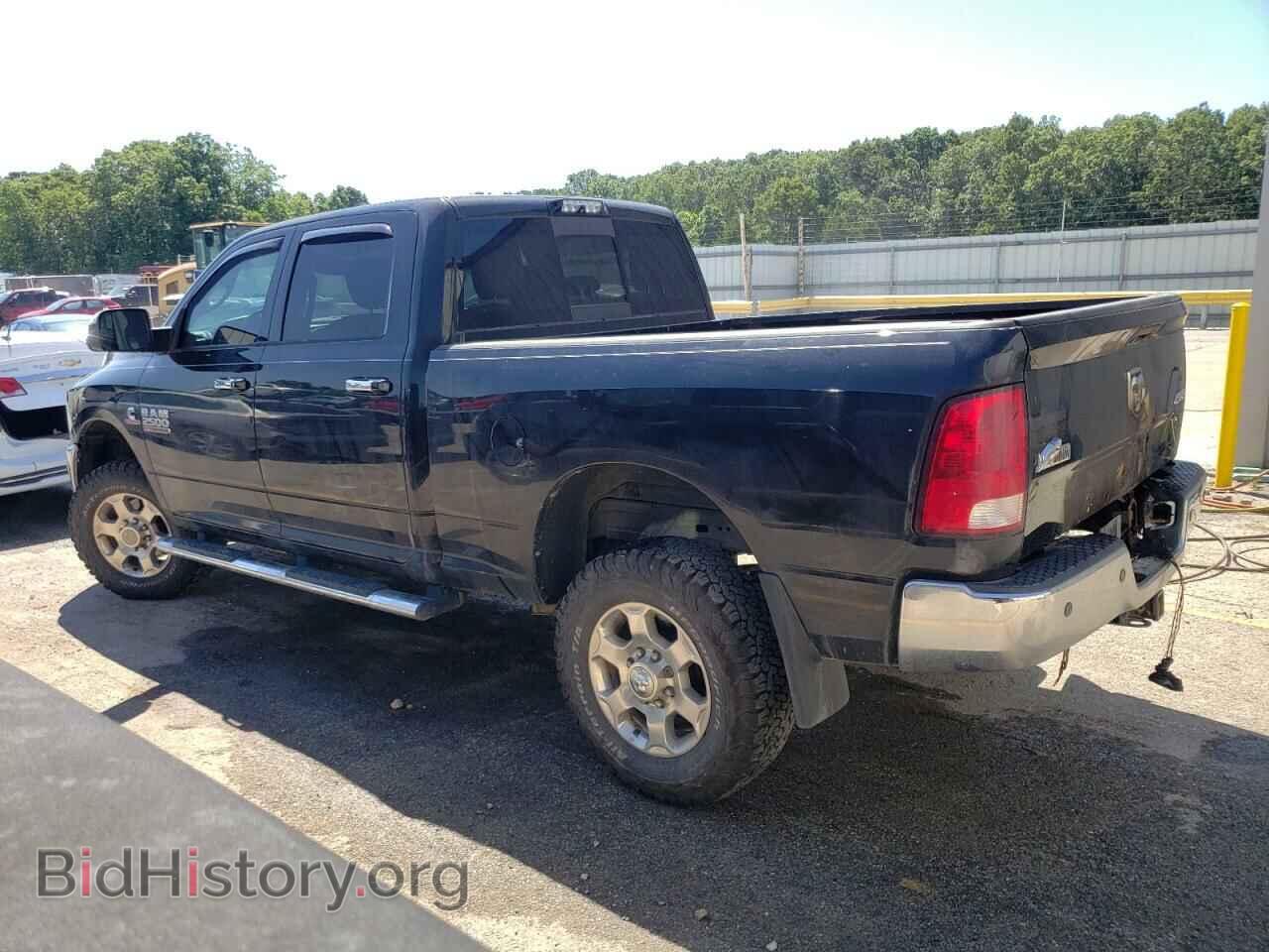 2018 RAM All Models - VIN: 3C6UR5DL3JG316957 - Фото 2