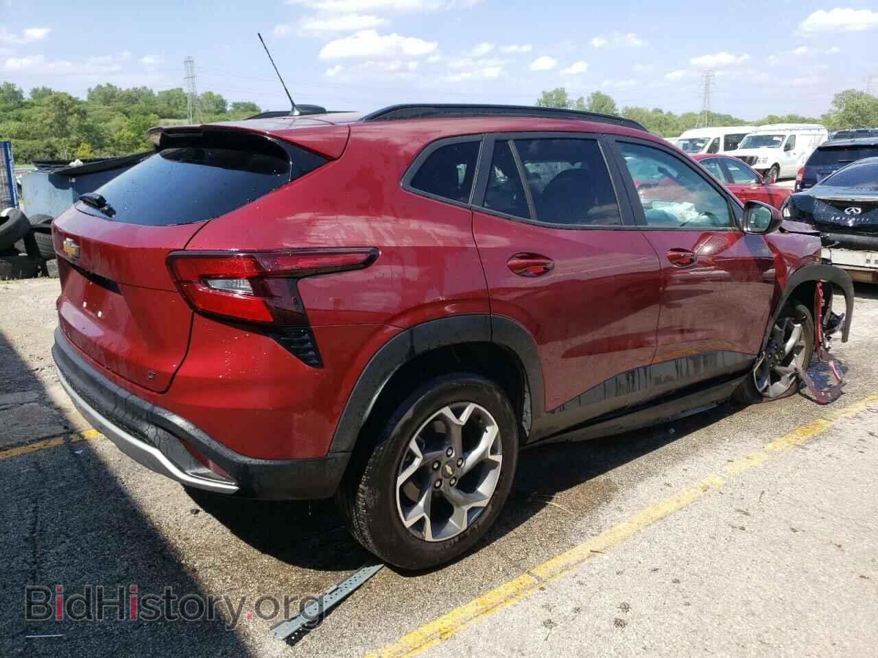2024 CHEVROLET TRAX - VIN: KL77LHE2XRC102817 - Фото 3