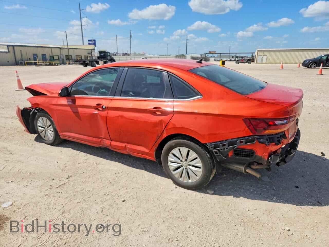 2019 VOLKSWAGEN JETTA - VIN: 3VWCB7BU2KM204151 - Photo 2