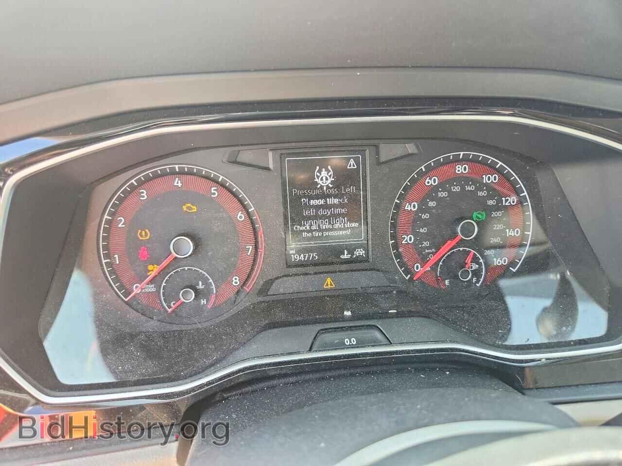 2019 VOLKSWAGEN JETTA - VIN: 3VWCB7BU2KM204151 - Photo 9
