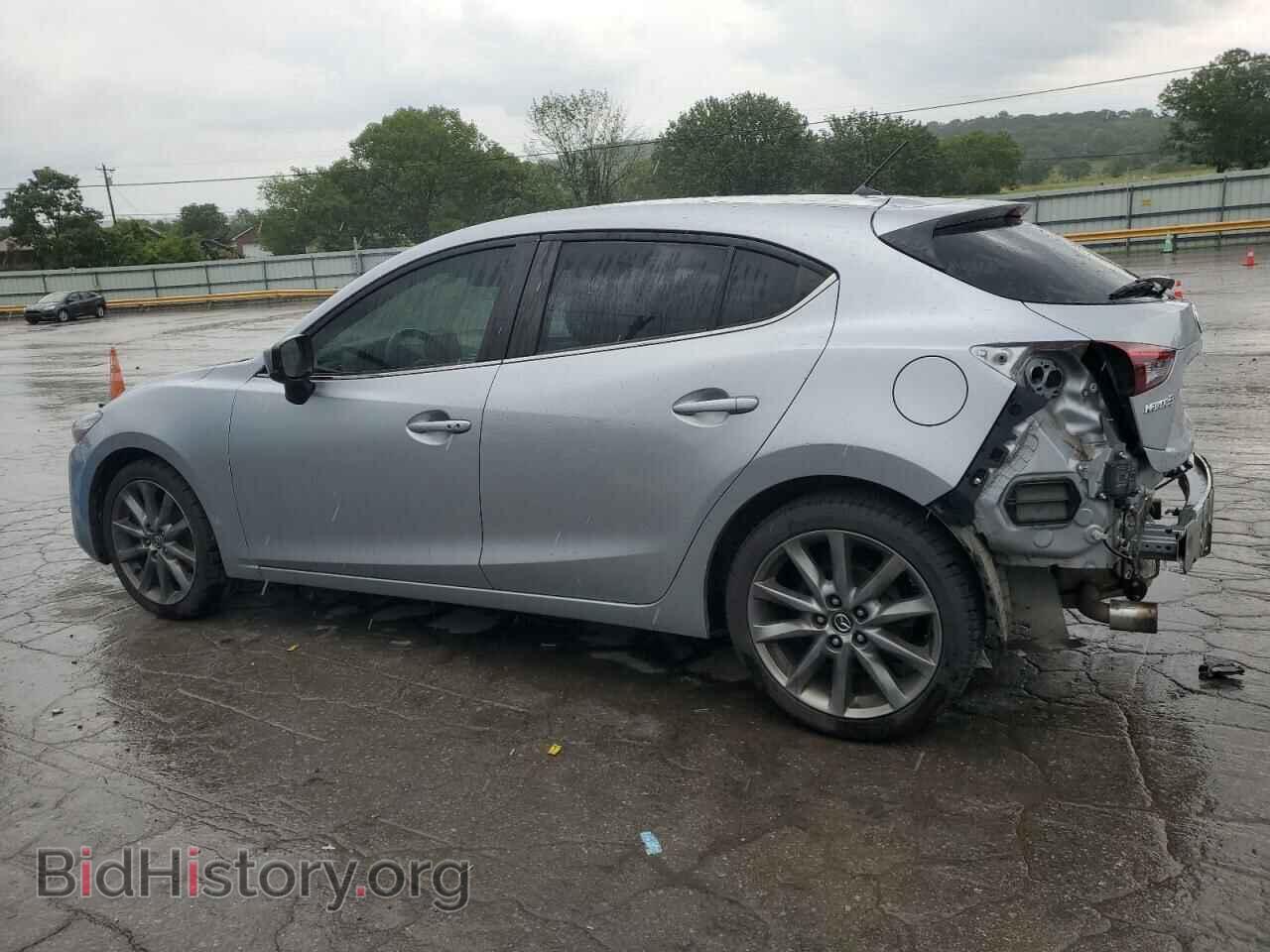 2018 MAZDA 3 - VIN: 3MZBN1L34JM261505 - Фото 2