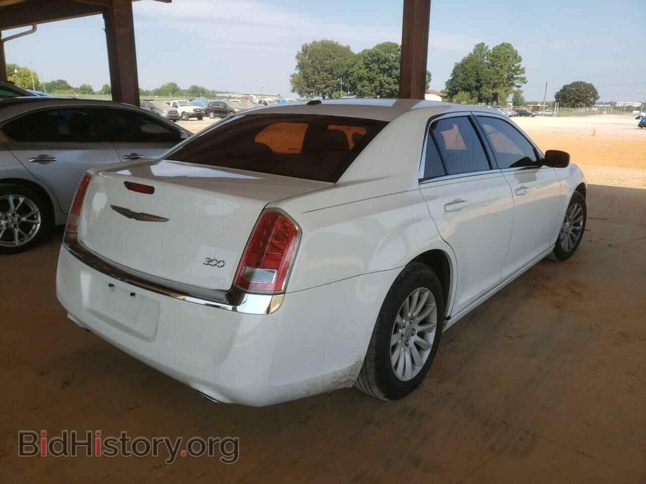 2013 CHRYSLER 300 - VIN: 2C3CCAAG2DH518655 - Фото 4