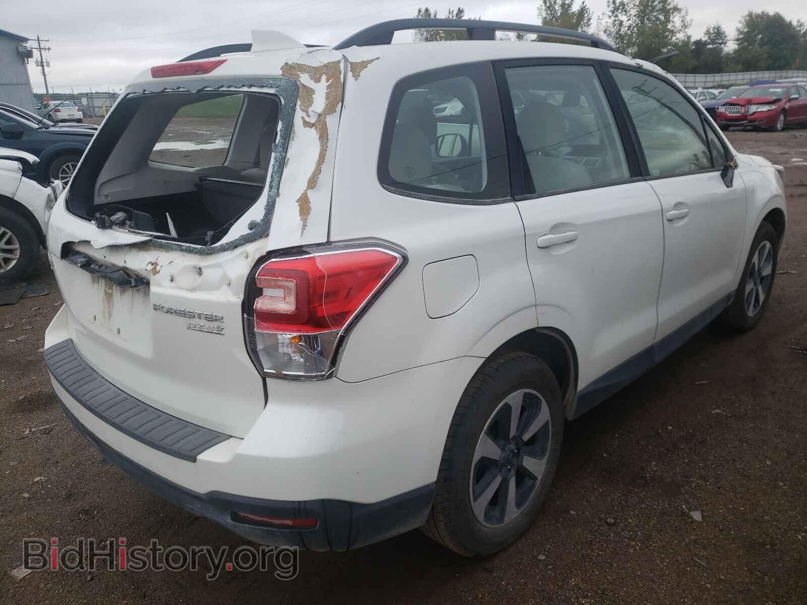 2017 SUBARU FORESTER - VIN: JF2SJABC0HH459644 - Фото 4
