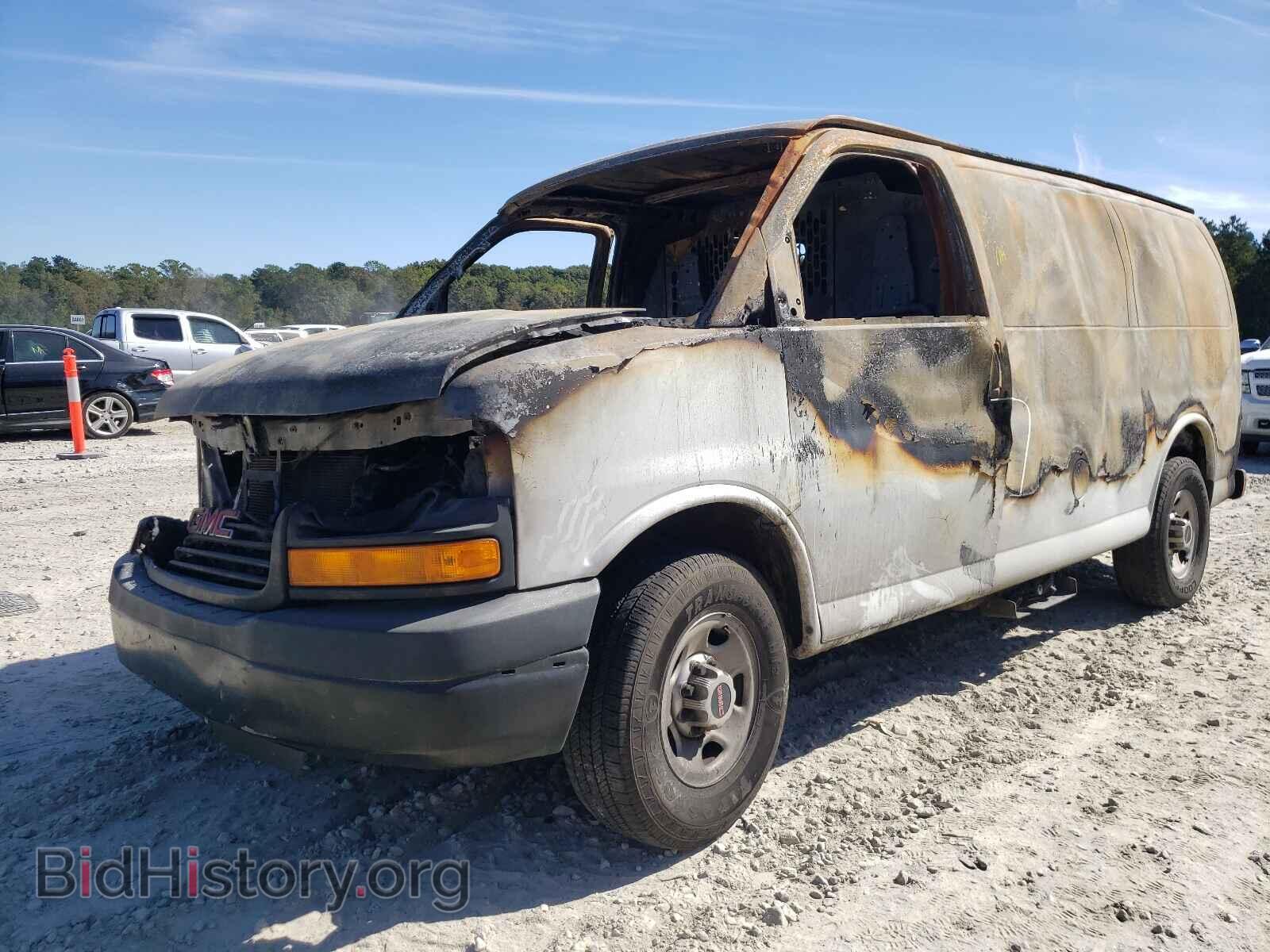 2015 GMC SAVANA - VIN: 1GTW7FCF2F1224964 - Фото 2