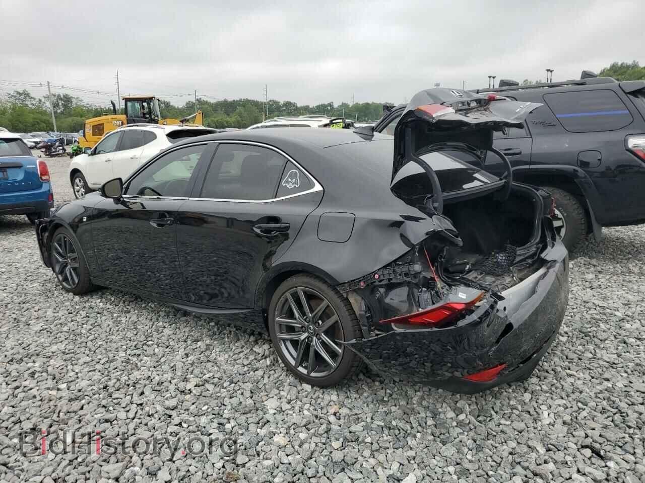 2019 LEXUS IS - VIN: JTHC81D20K5037660 - Фото 2