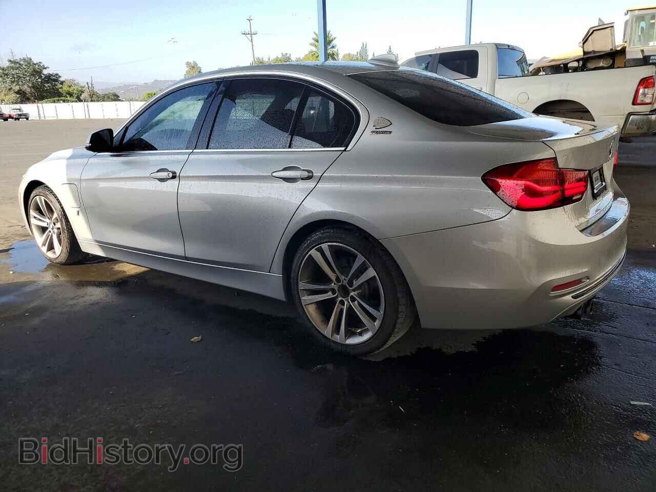 2018 BMW 3 SERIES - VIN: WBA8E1C56JA178022 - Фото 2