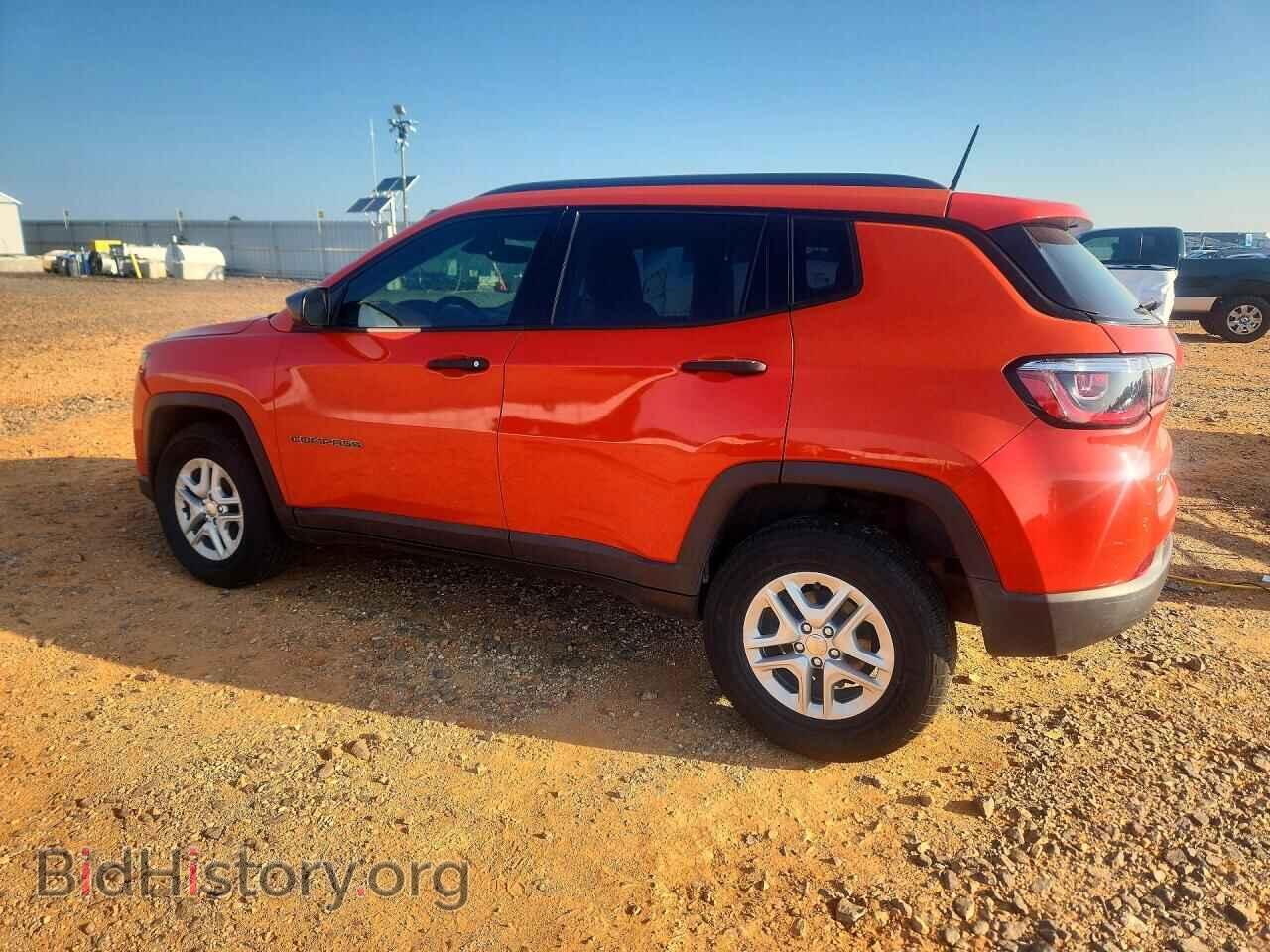 2018 JEEP COMPASS - VIN: 3C4NJDABXJT114487 - Фото 2