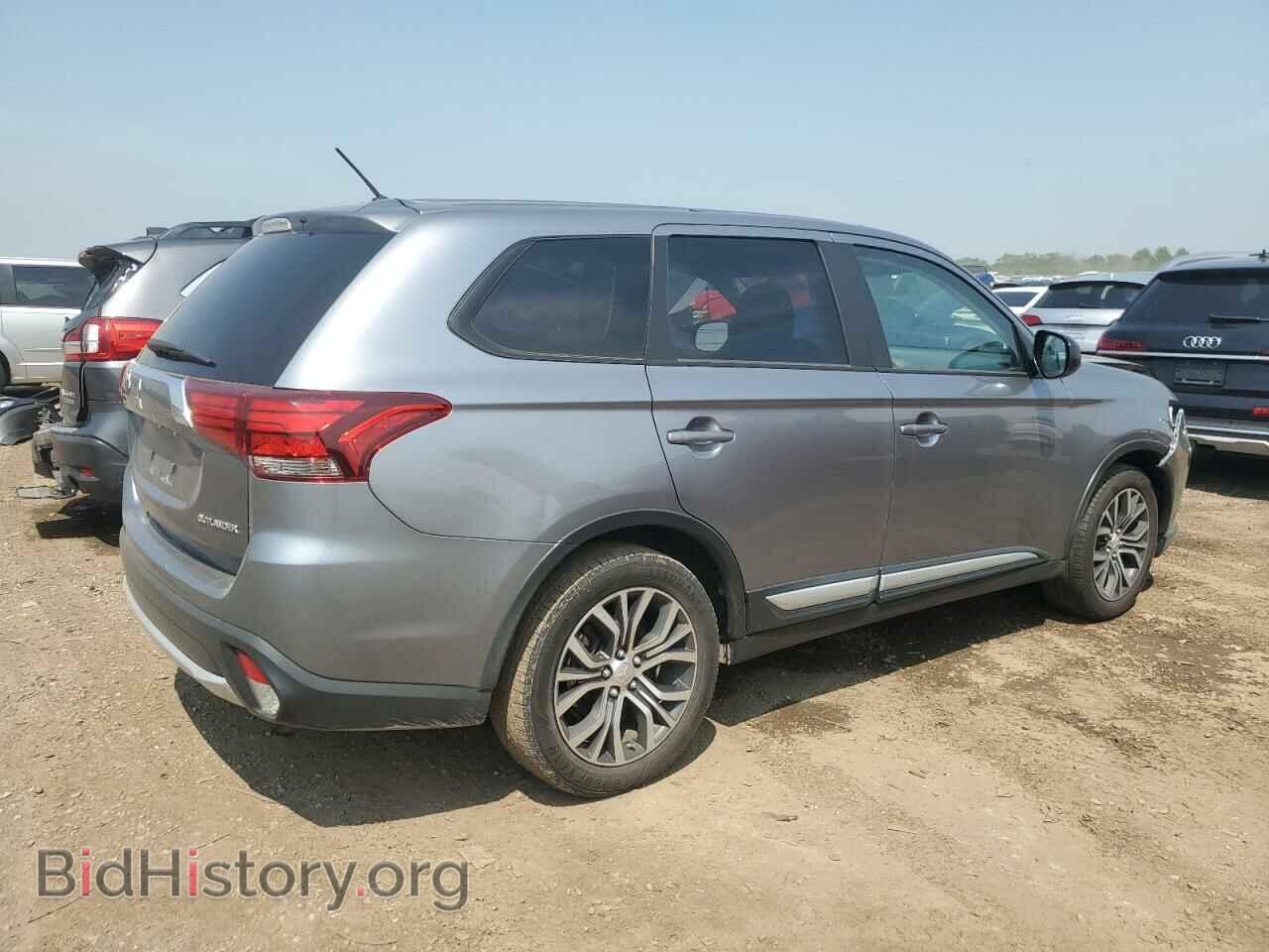 2016 MITSUBISHI OUTLANDER - VIN: JA4AD2A36GZ046770 - Фото 3