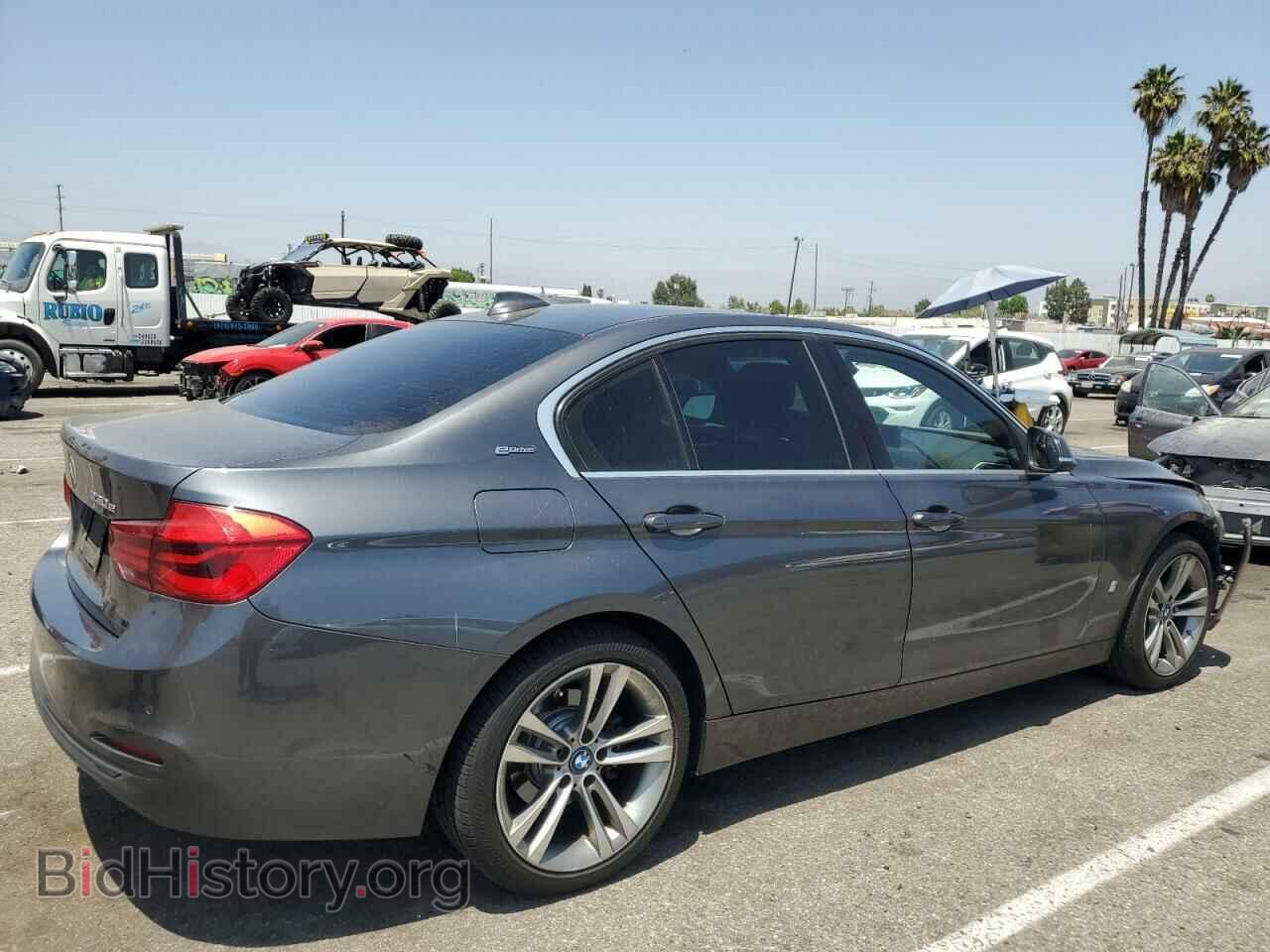 2018 BMW 3 SERIES - VIN: WBA8E1C58JA178104 - Фото 3