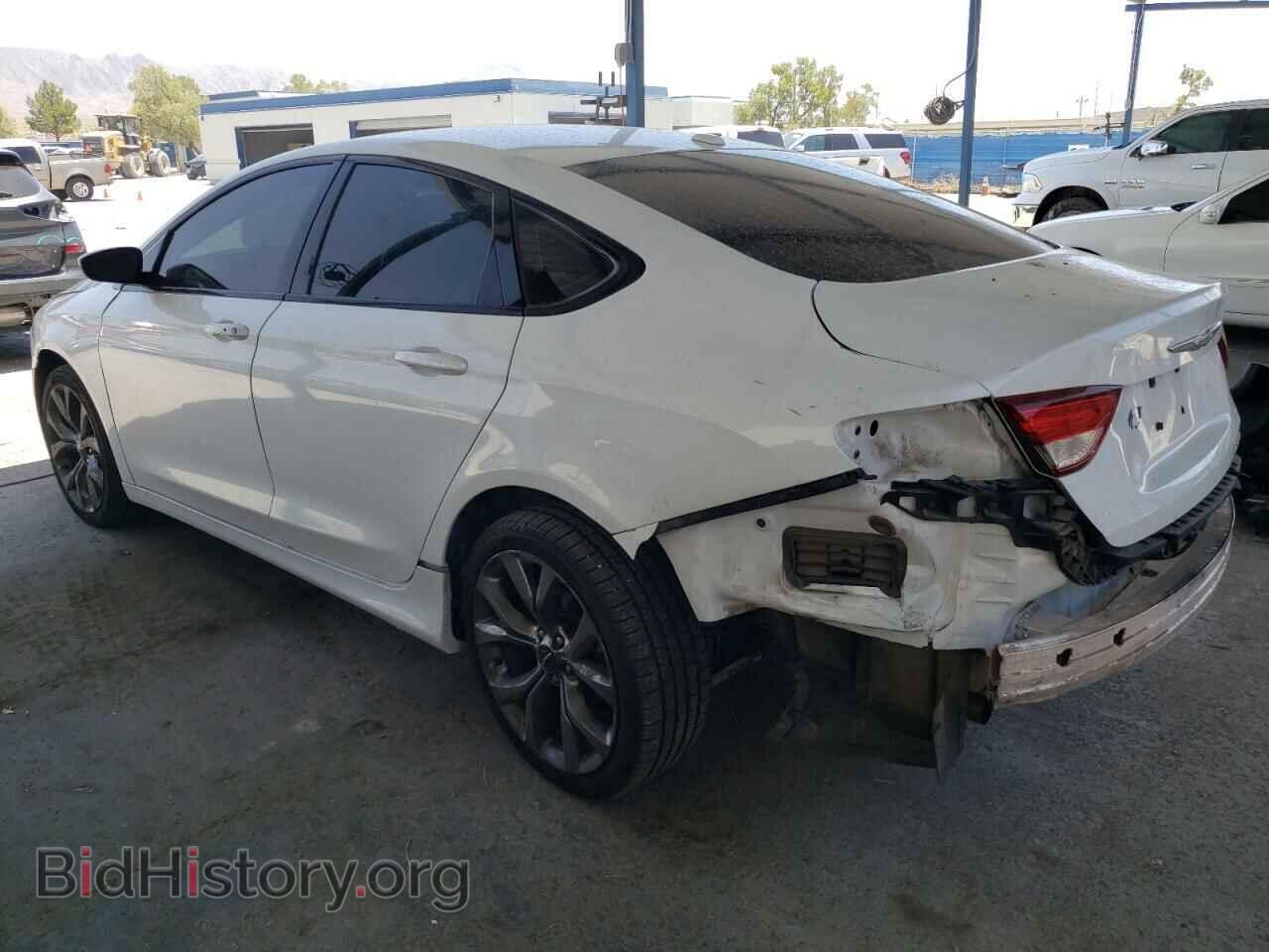 2015 CHRYSLER 200 - VIN: 1C3CCCBG0FN606849 - Фото 2