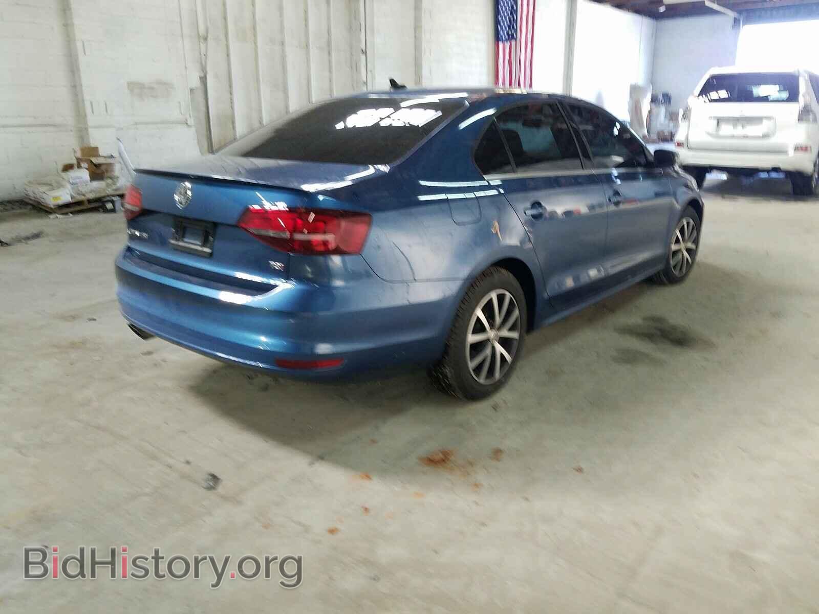 2017 VOLKSWAGEN JETTA - VIN: 3VWDB7AJ2HM369749 - Фото 4
