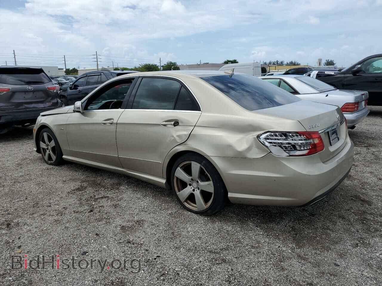 2012 MERCEDES-BENZ E-CLASS - VIN: WDDHF5KB7CA573351 - Фото 2