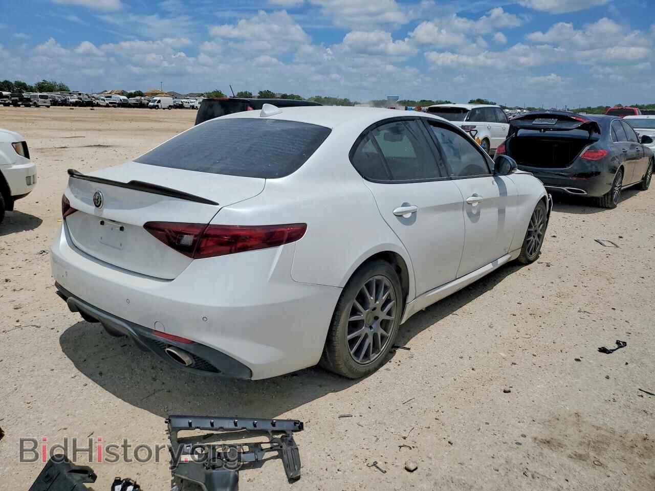 2017 ALFA ROMEO GIULIA - VIN: ZARFAECN0H7545054 - Фото 3