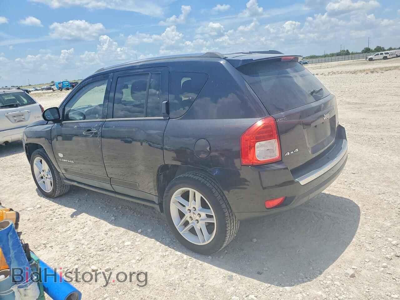 2011 JEEP COMPASS - VIN: 1J4NF5FBXBD186811 - Photo 2