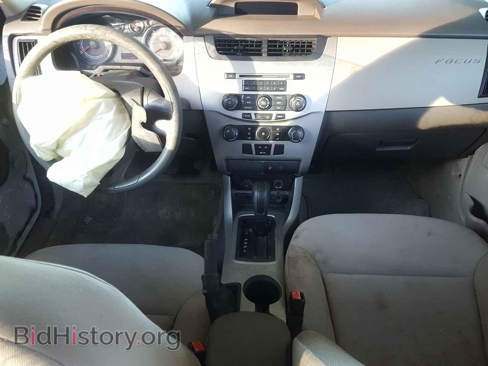 2008 FORD FOCUS - VIN: 1FAHP34N38W216817 - Фото 9