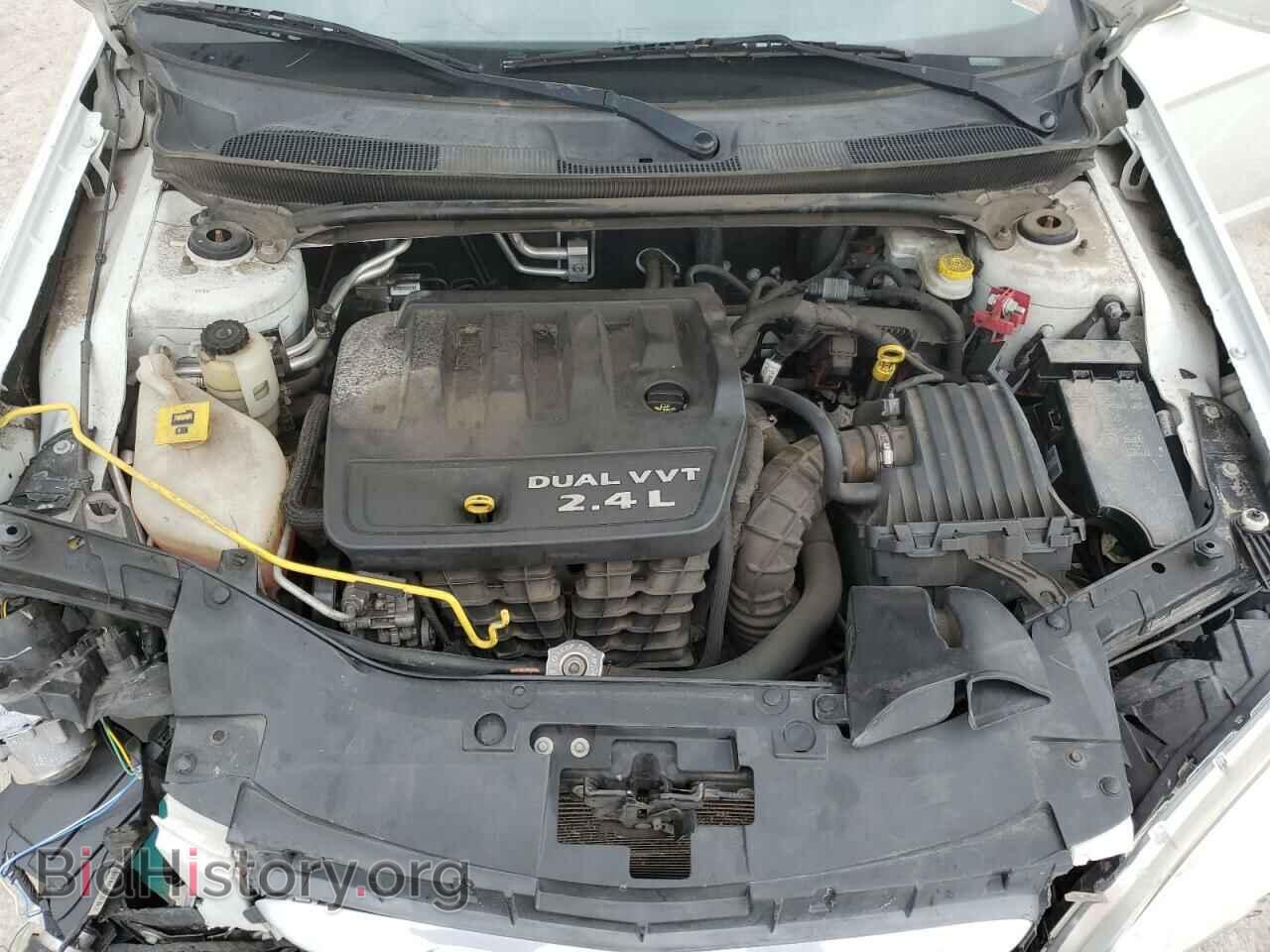 2012 CHRYSLER 200 - VIN: 1C3CCBAB5CN172360 - Фото 11