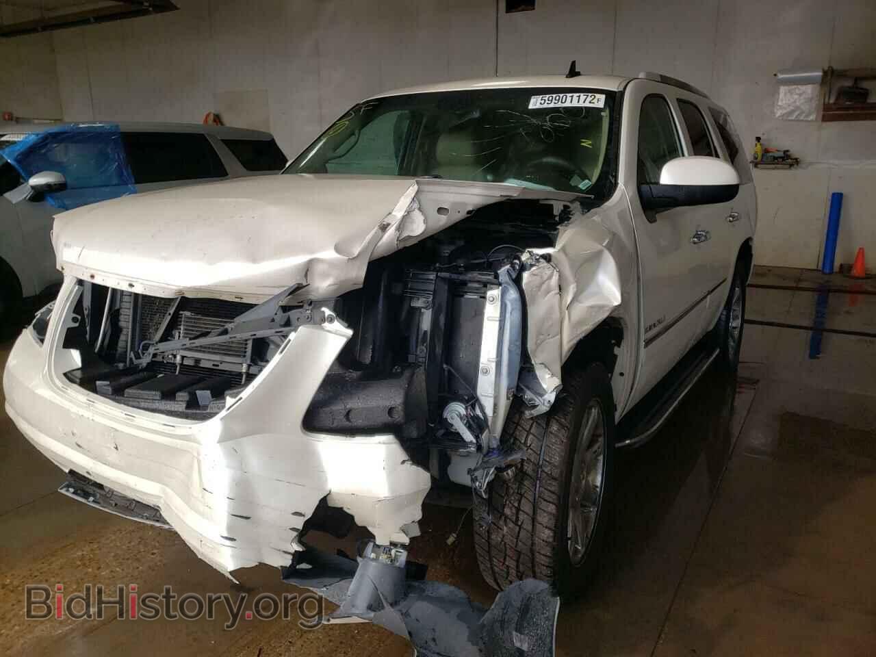 2013 GMC YUKON - VIN: 1GKS2EEF5DR218003 - Фото 2
