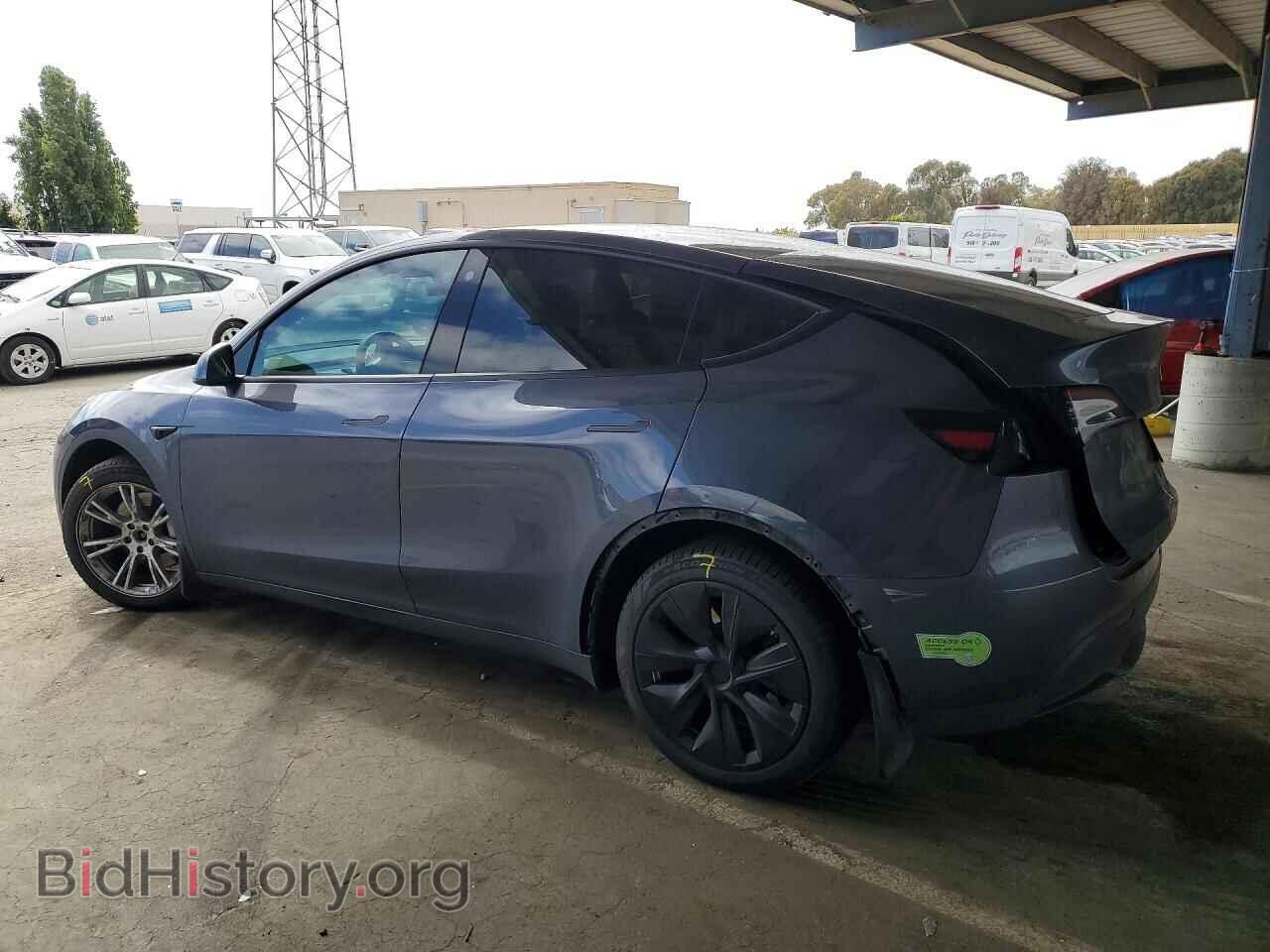 2023 TESLA MODEL Y - VIN: 7SAYGDEE5PF635305 - Фото 2