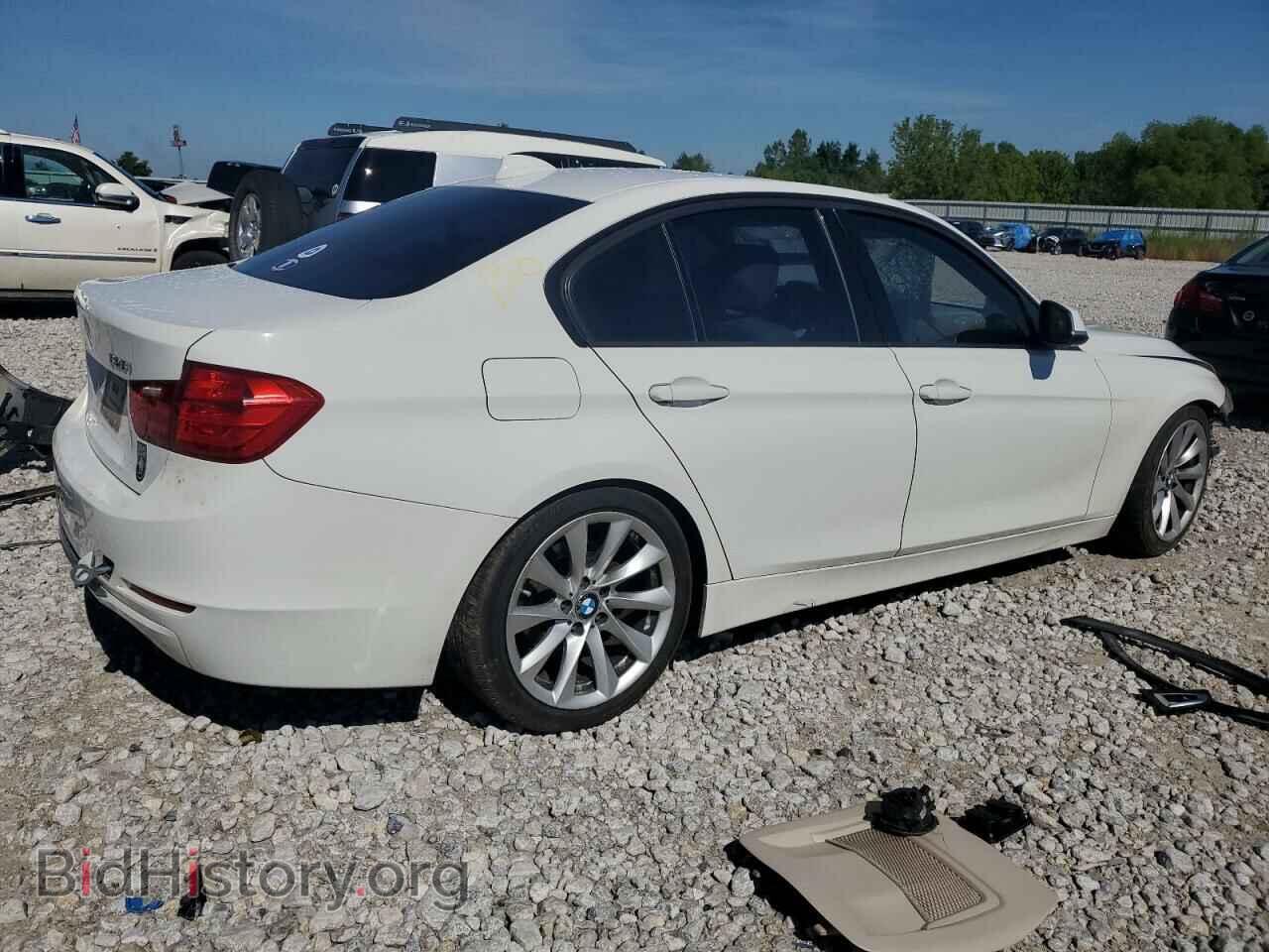 2012 BMW 3 SERIES - VIN: WBA3A5C57CF257265 - Фото 3
