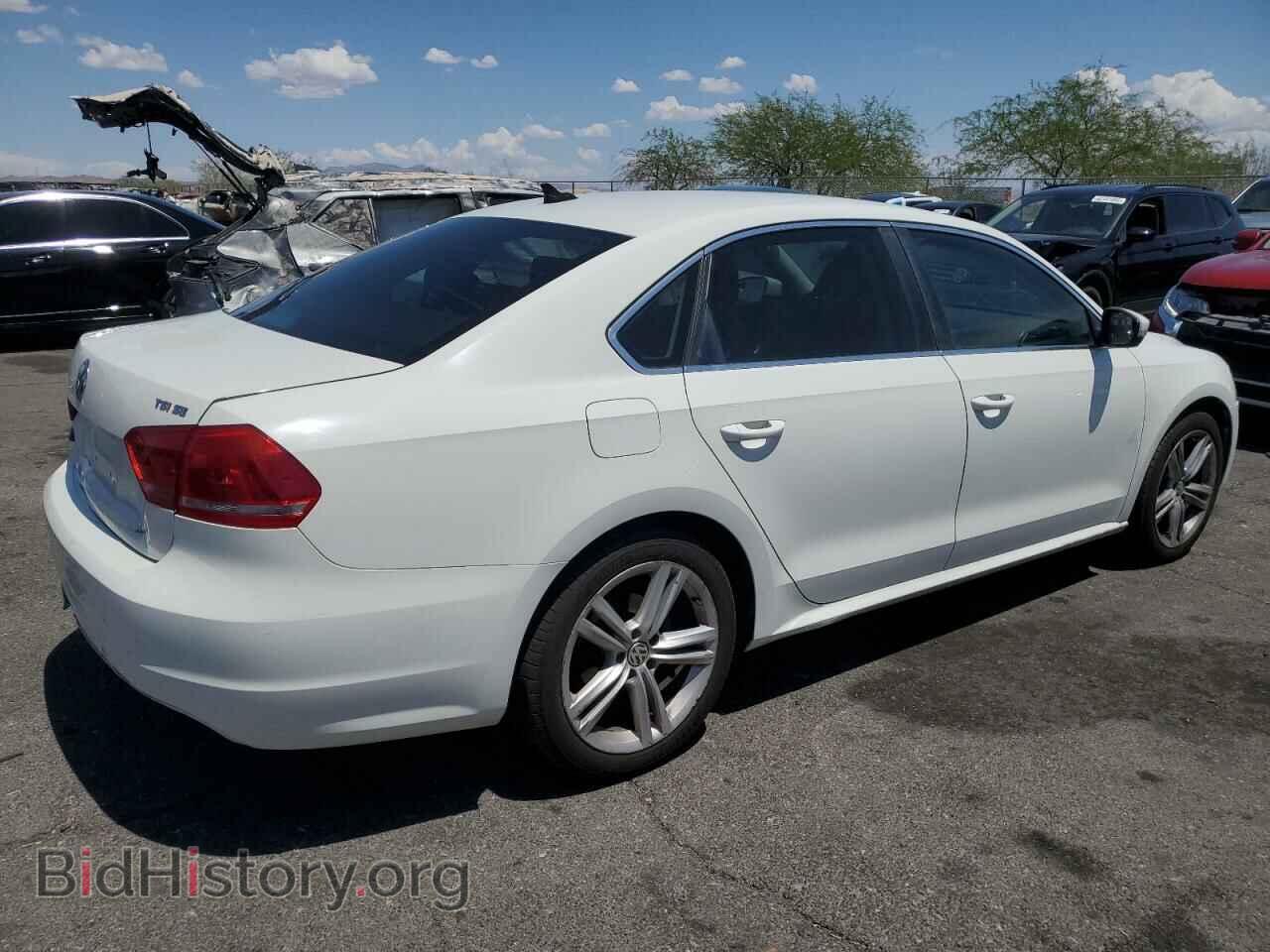 2014 VOLKSWAGEN PASSAT - VIN: 1VWBT7A34EC061825 - Фото 3