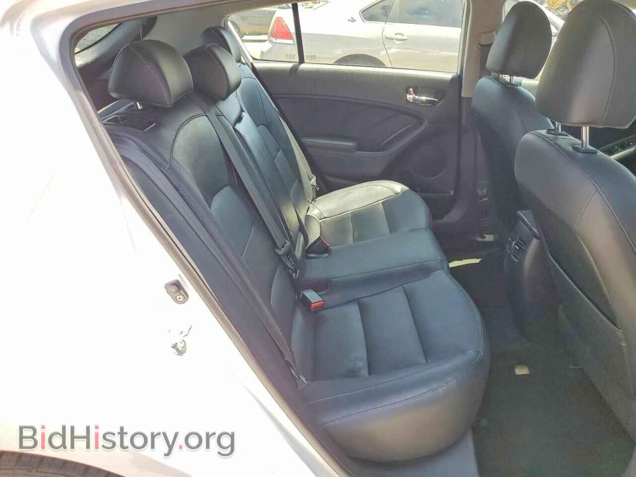 2017 KIA FORTE - VIN: KNAFX5A85H5668640 - Photo 10