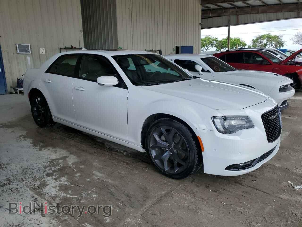 2023 CHRYSLER 300 - VIN: 2C3CCABG0PH585404 - Фото 4