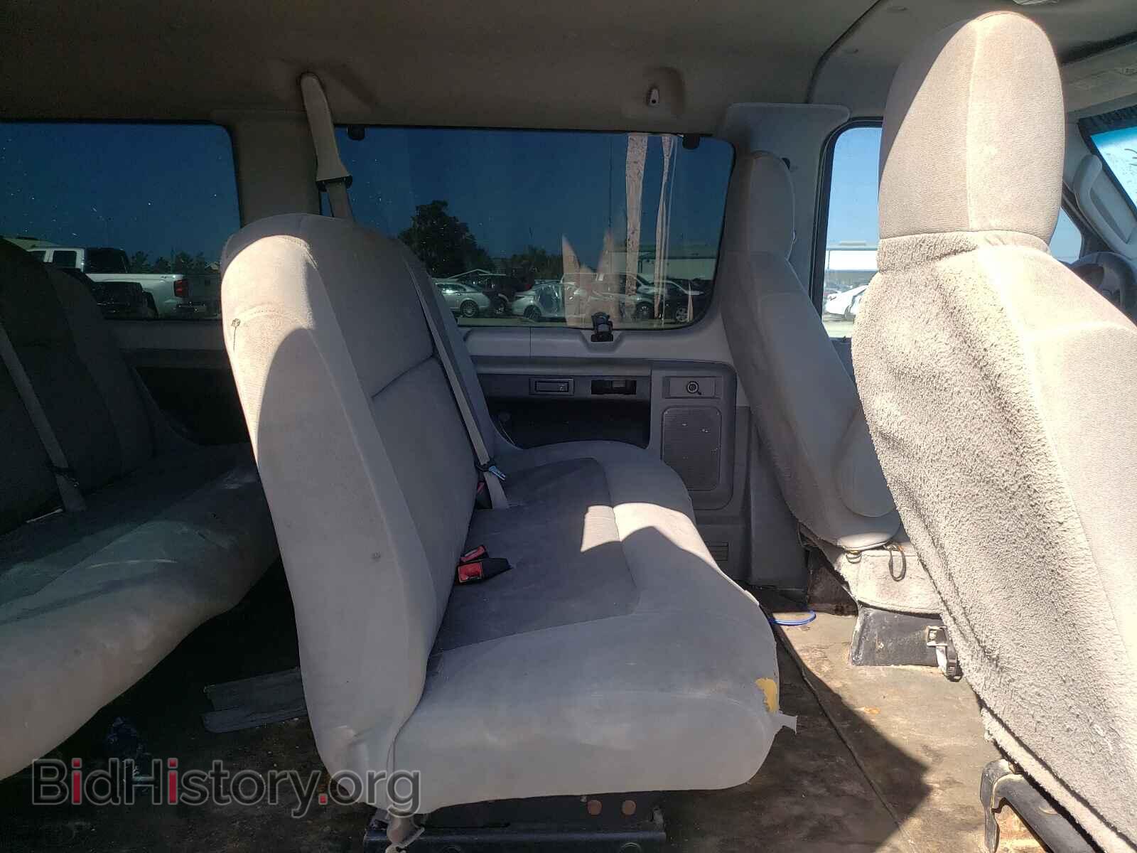 2010 FORD ECONOLINE - VIN: 1FBSS3BL0ADA09615 - Photo 6