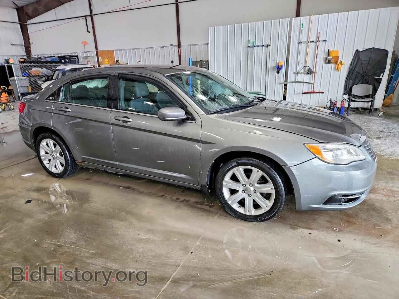 2013 CHRYSLER 200 - VIN: 1C3CCBAB4DN669210 - Фото 4