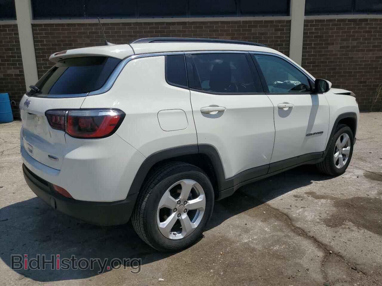 2019 JEEP COMPASS - VIN: 3C4NJDBB3KT650357 - Фото 3