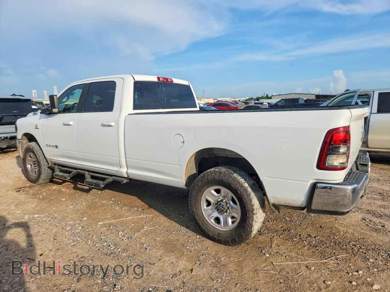 2022 RAM 3500 - VIN: 3C63R3HL5NG302865 - Photo 2