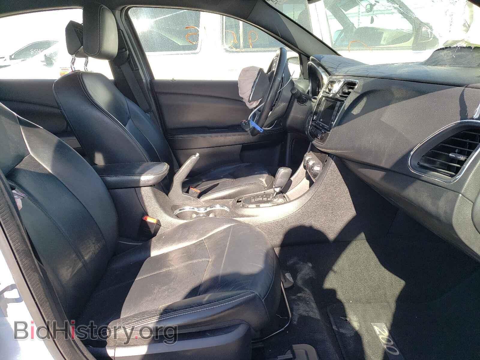 2012 CHRYSLER 200 - VIN: 1C3CCBCG6CN277773 - Фото 5