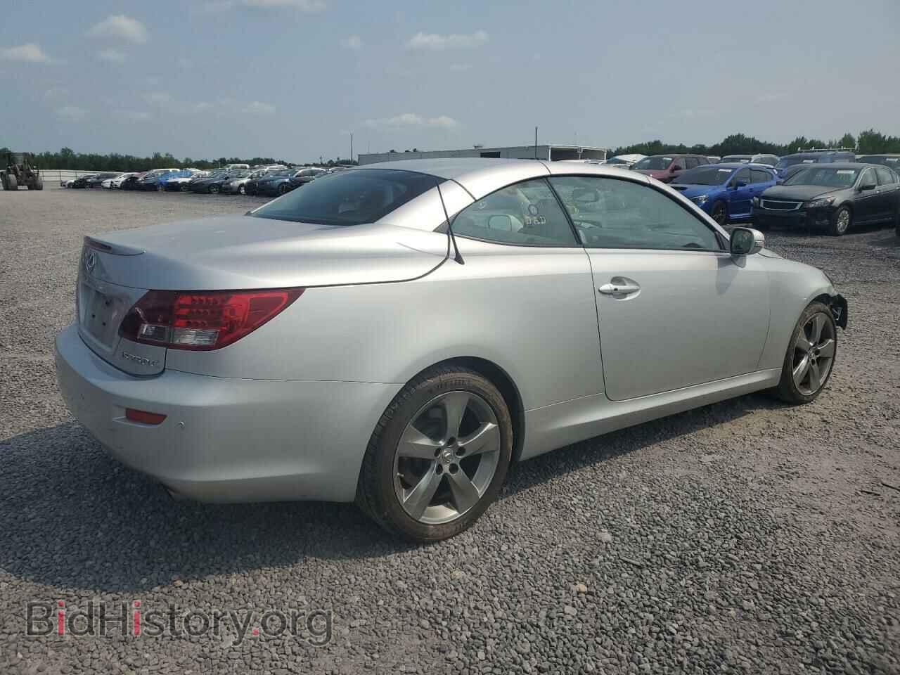 2011 LEXUS IS - VIN: JTHFF2C29B2514971 - Photo 3