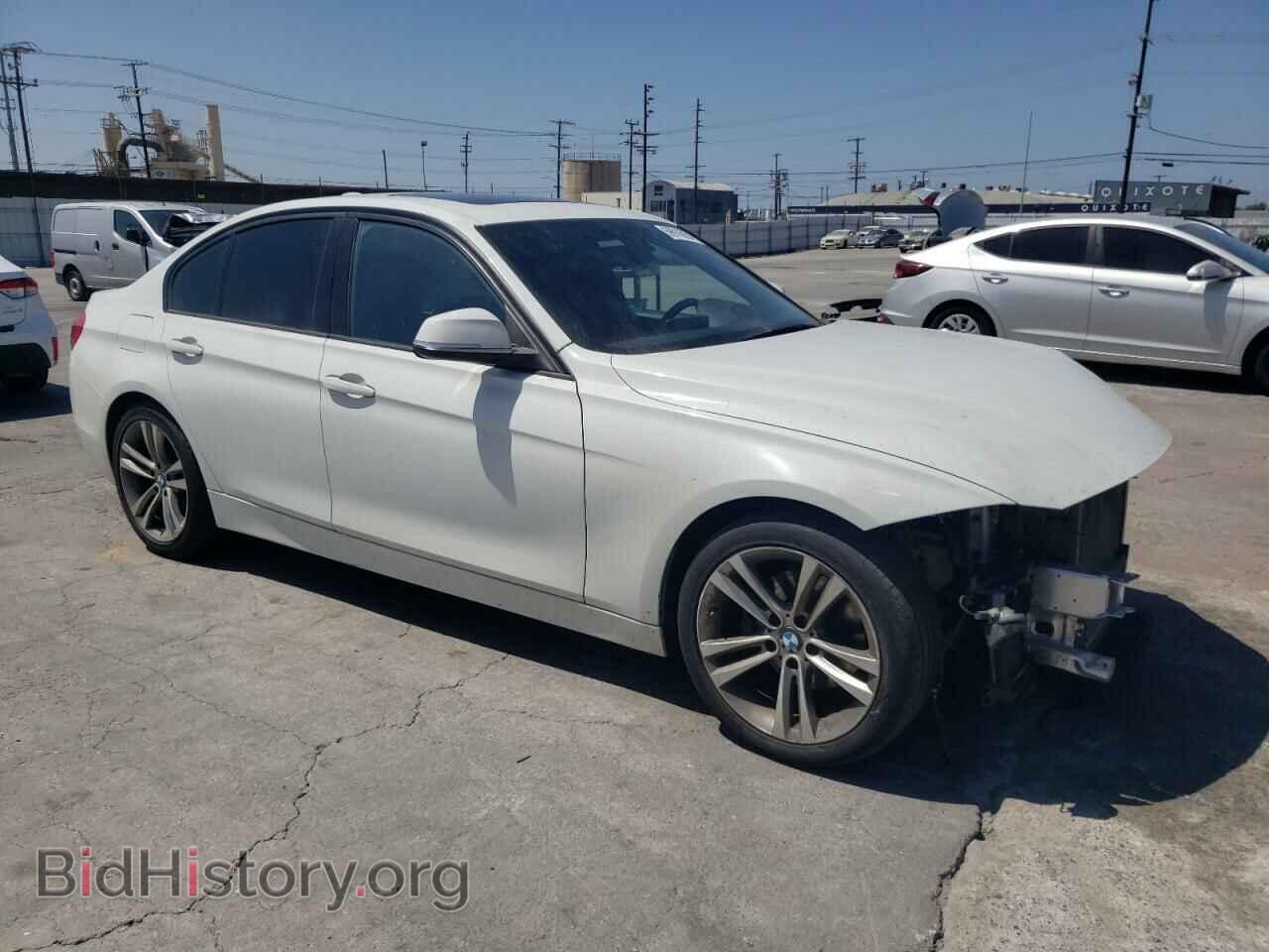 2016 BMW 3 SERIES - VIN: WBA8E9G51GNU30401 - Фото 4