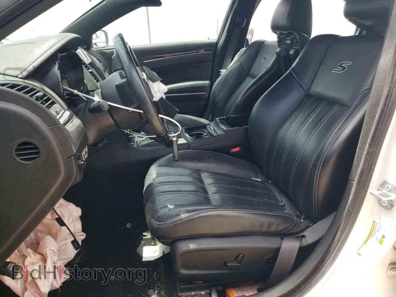 2019 CHRYSLER 300 - VIN: 2C3CCABT5KH581127 - Фото 7