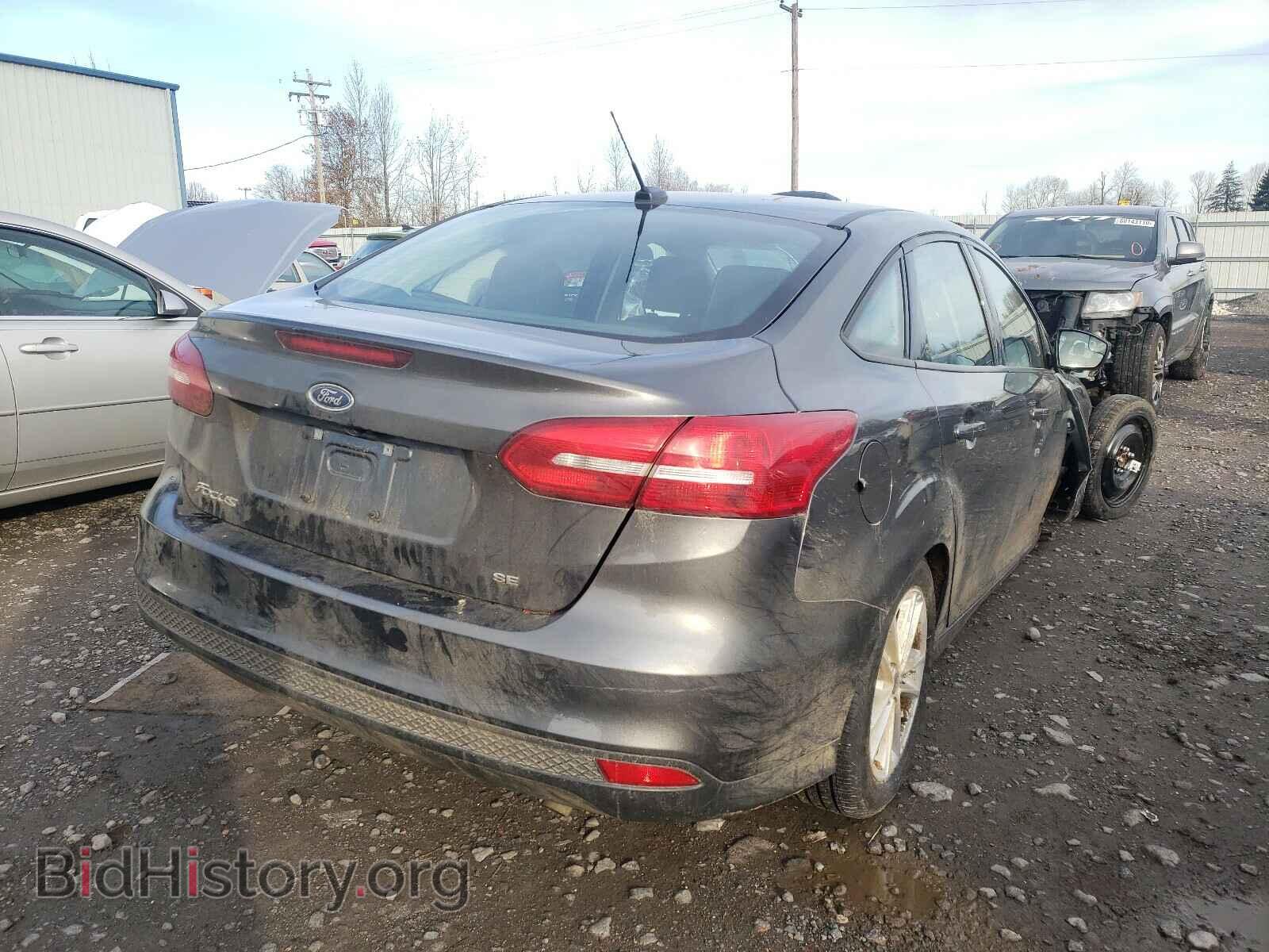 2016 FORD FOCUS - VIN: 1FADP3F2XGL348152 - Photo 4