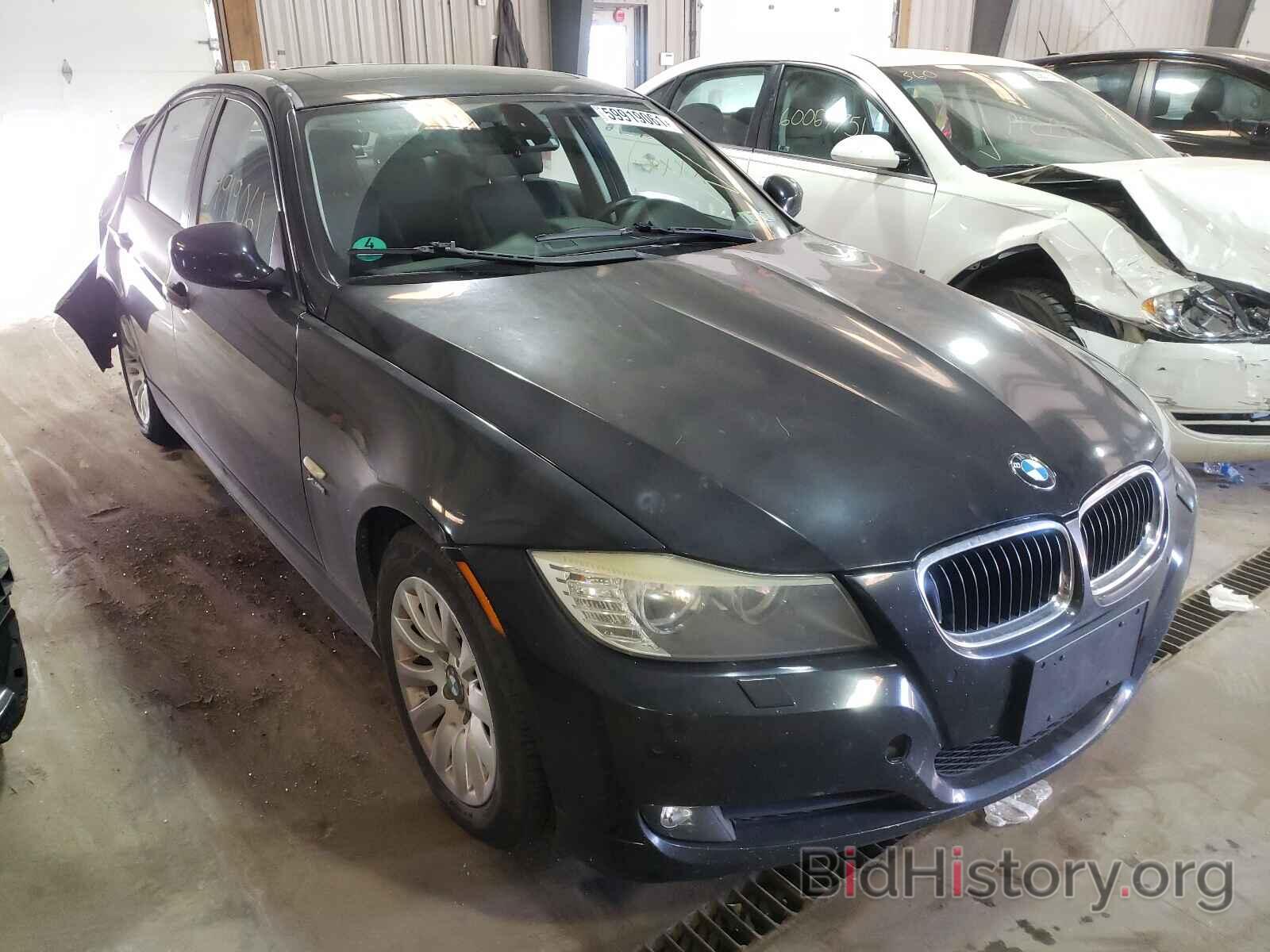 Photo WBAPK73599A453112 - BMW 3 SERIES 2009