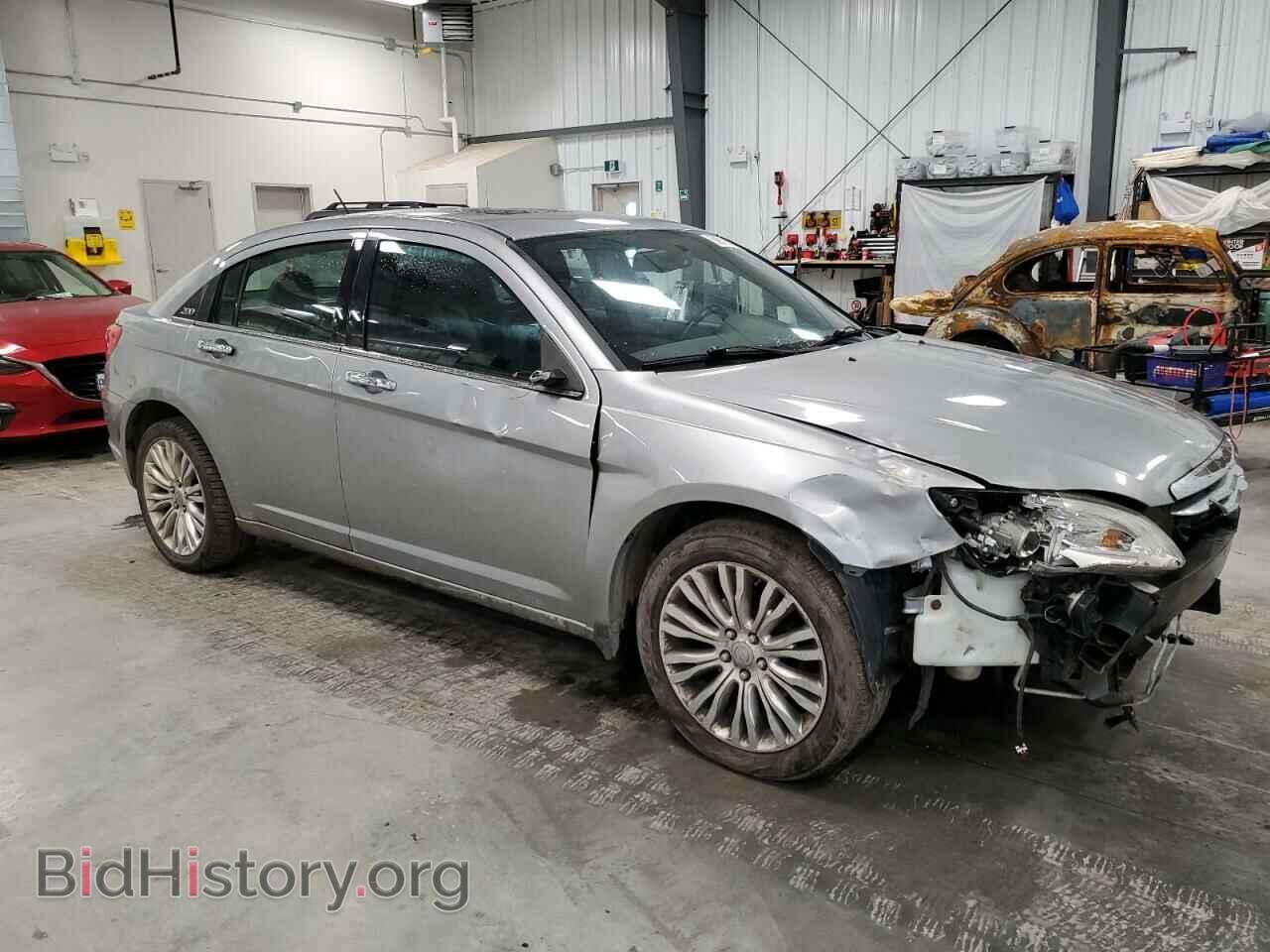 2013 CHRYSLER 200 - VIN: 1C3CCBCG5DN665580 - Фото 4