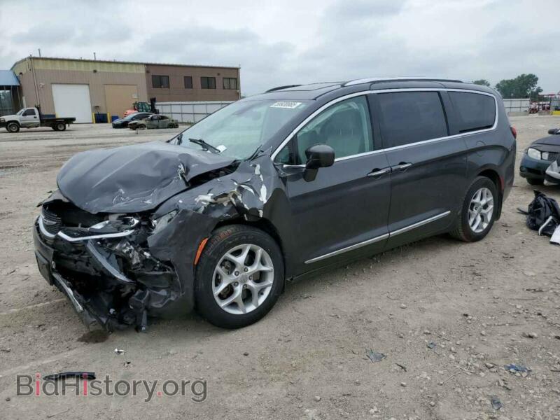 2018 Chrysler PACIFICA Touring L (VIN 2C4RC1BGXJR102301) — фото 1 из 13, Copart, повреждение: передняя часть