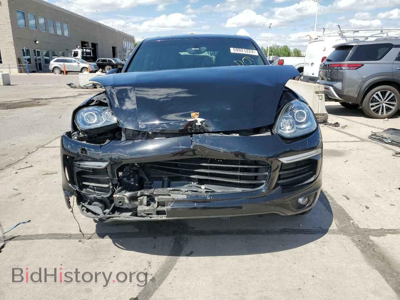 2017 PORSCHE CAYENNE - VIN: WP1AA2A20HKA86163 - Photo 5