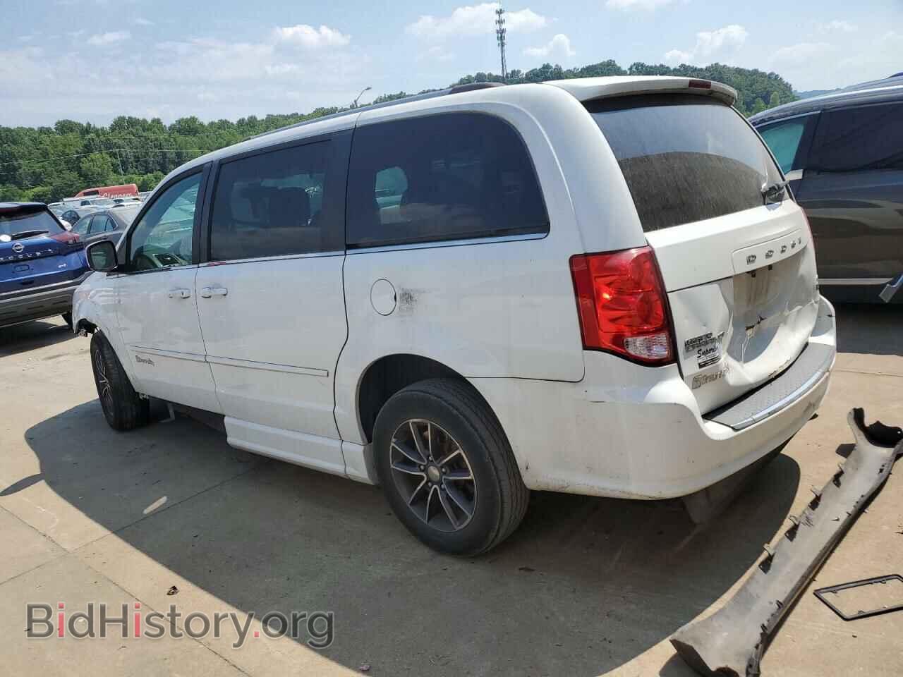 2017 DODGE CARAVAN - VIN: 2C4RDGCG5HR618302 - Photo 2