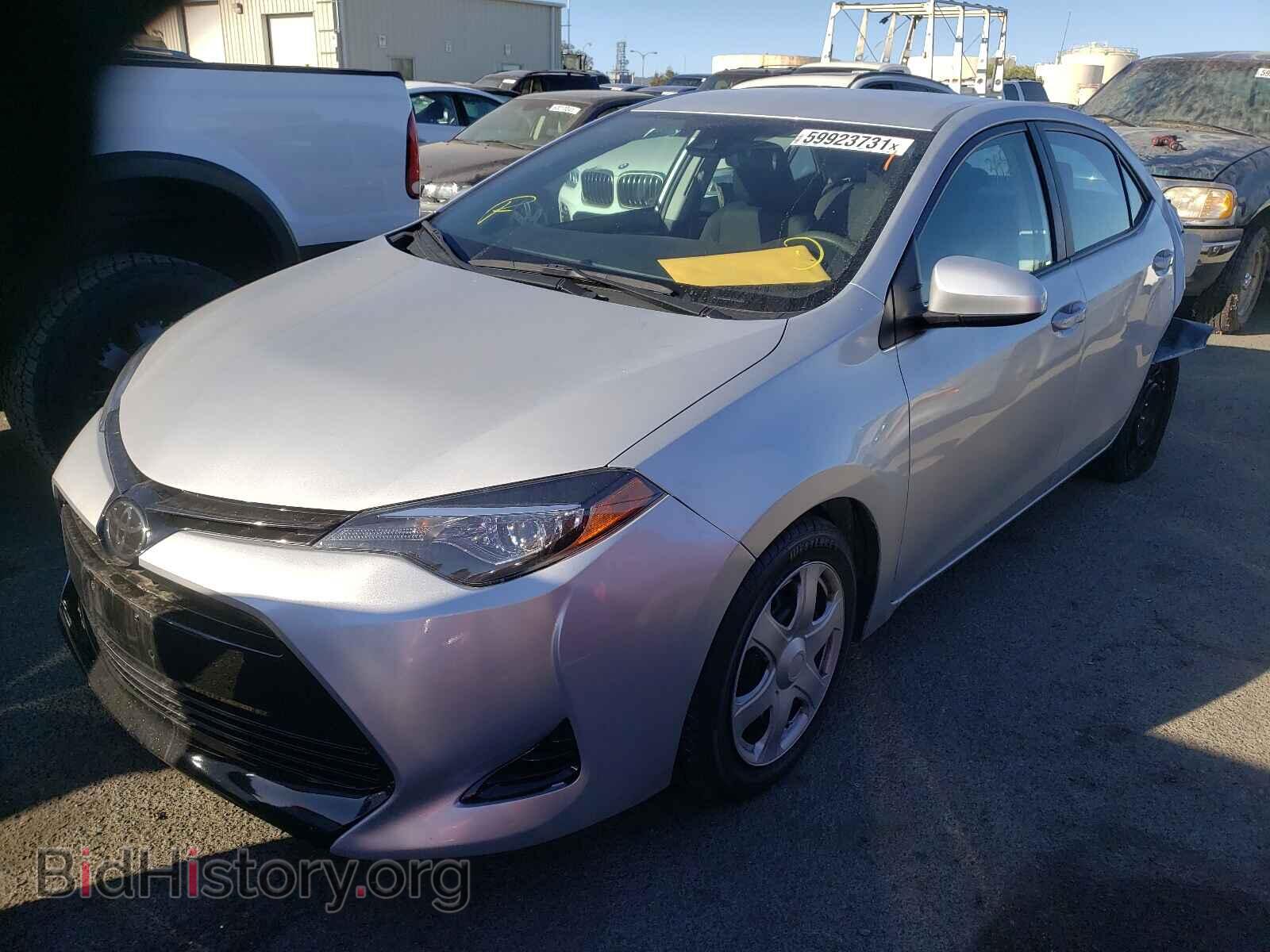 2018 TOYOTA COROLLA - VIN: 5YFBURHE9JP749663 - Фото 2