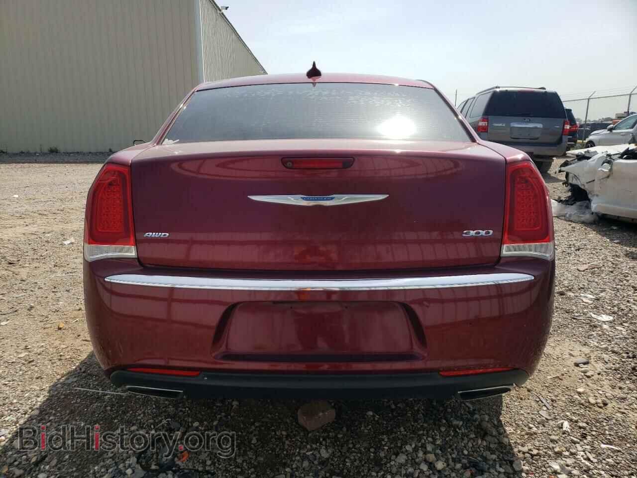 2018 CHRYSLER 300 - VIN: 2C3CCAKG3JH250581 - Фото 6