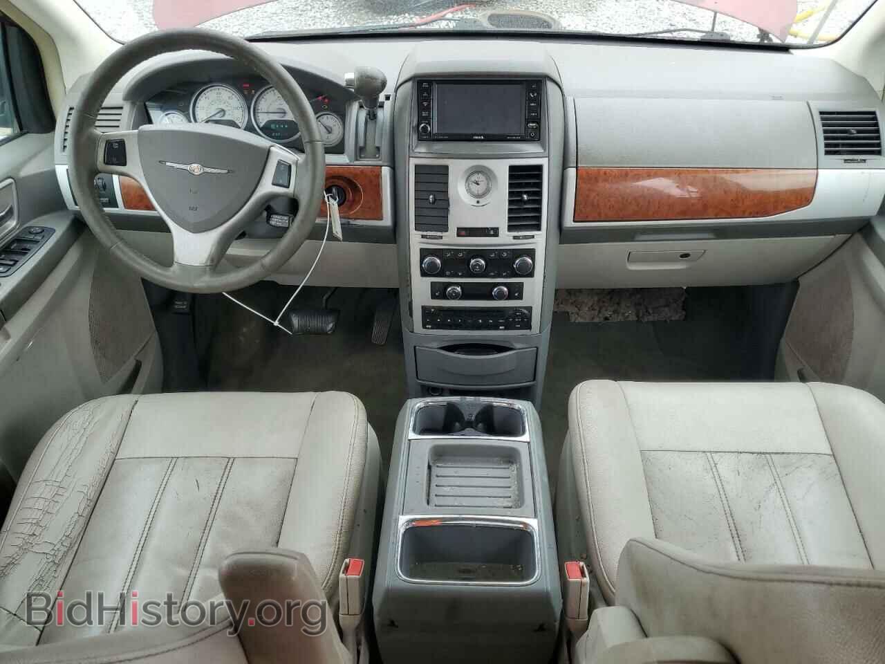 2008 CHRYSLER MINIVAN - VIN: 2A8HR54P58R828858 - Фото 8