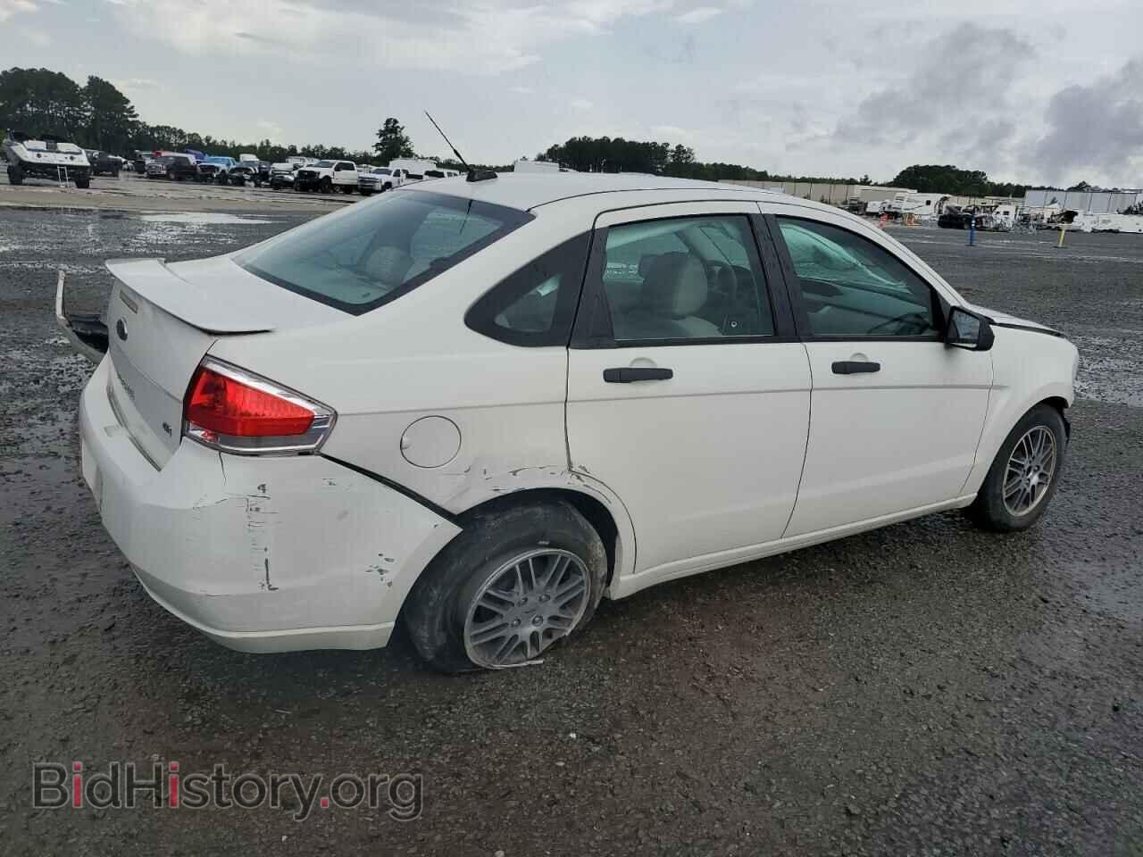 2011 FORD FOCUS - VIN: 1FAHP3FN1BW141779 - Фото 3