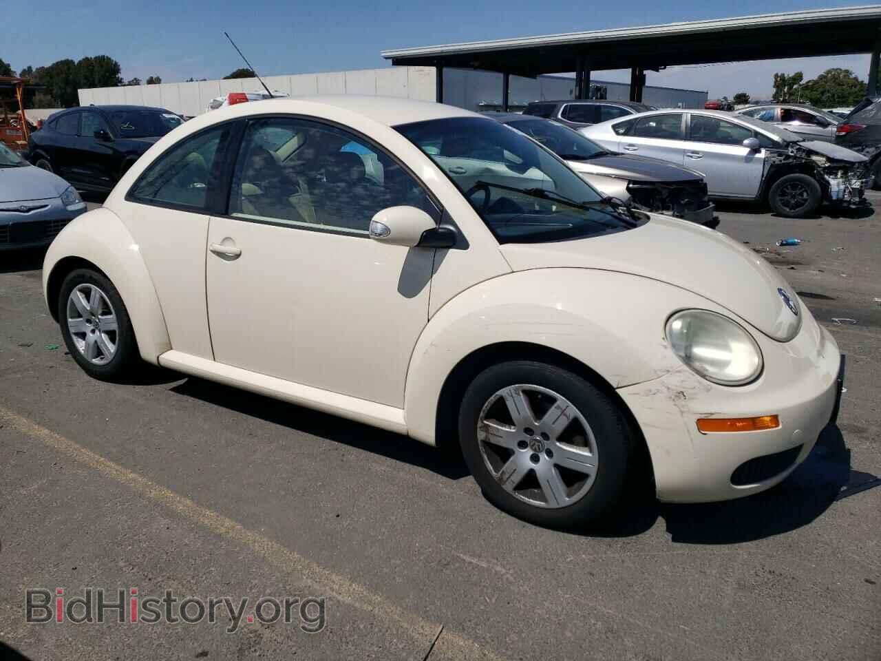 2007 VOLKSWAGEN BEETLE - VIN: 3VWPG31C37M511811 - Фото 4