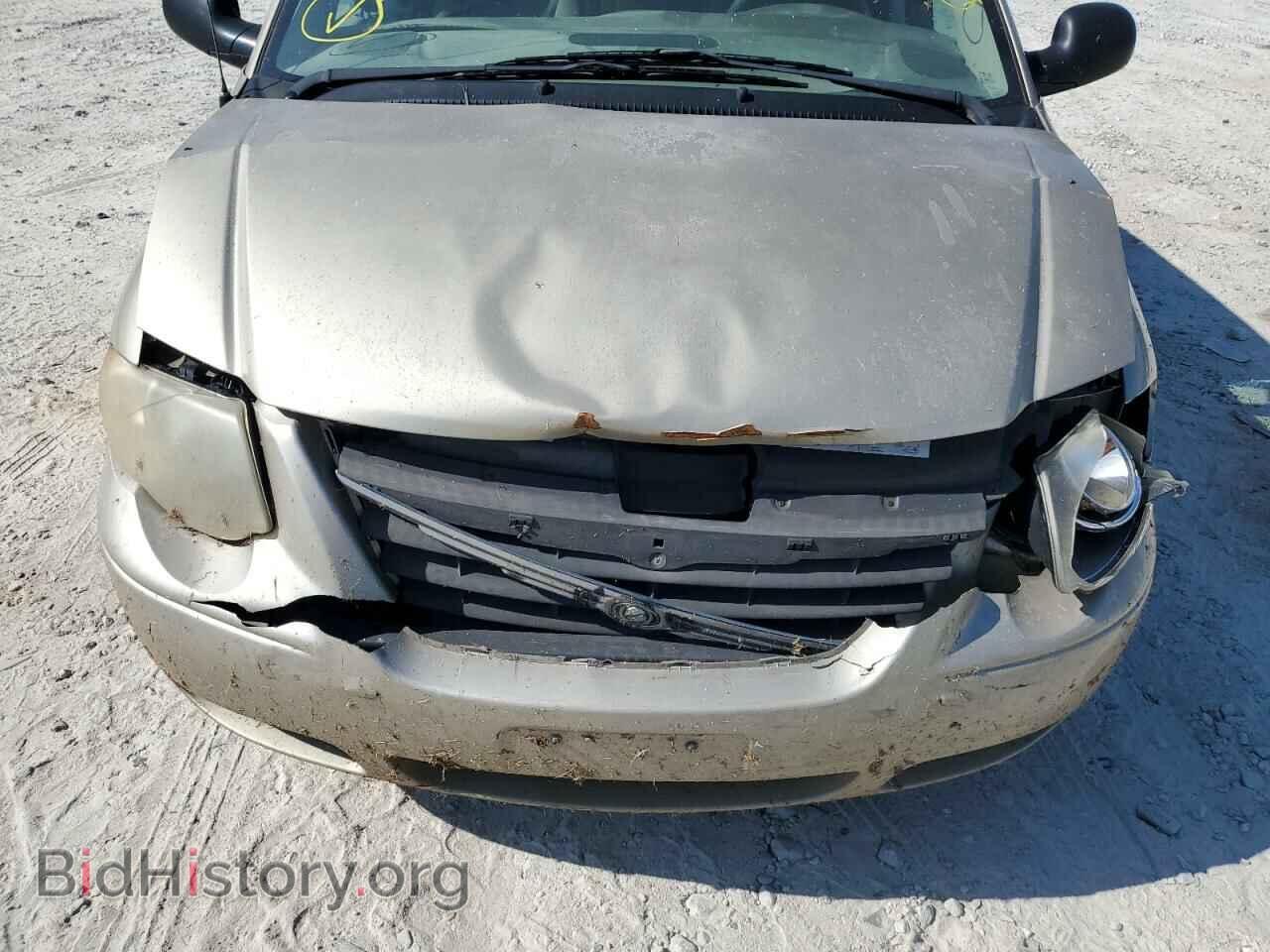 2006 CHRYSLER MINIVAN - VIN: 1A4GP44R06B752394 - Фото 9