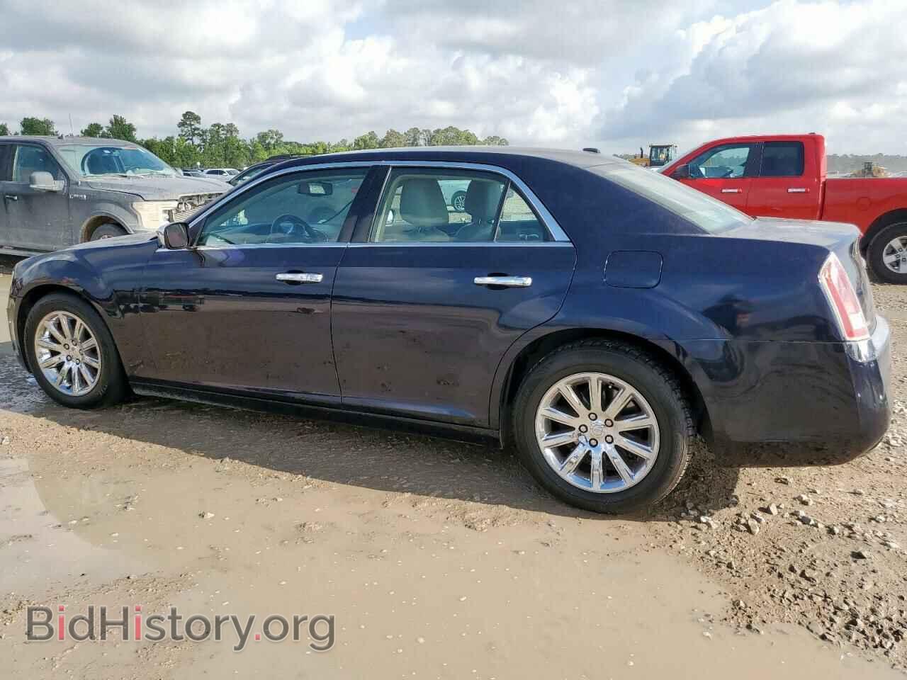 2012 CHRYSLER 300 - VIN: 2C3CCACG7CH275050 - Фото 2